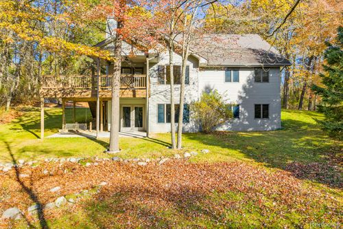 425 Rosell Rd, Holly, MI, 48442-8635 | Card Image