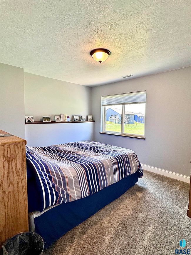 1403 Bitterroot Rd, House other with 5 bedrooms, 4 bathrooms and null parking in Dell Rapids SD | Image 32