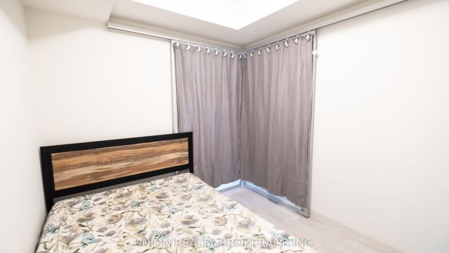 615 - 90 Glen Everest Rd, Condo with 3 bedrooms, 2 bathrooms and null parking in Toronto ON | Image 10