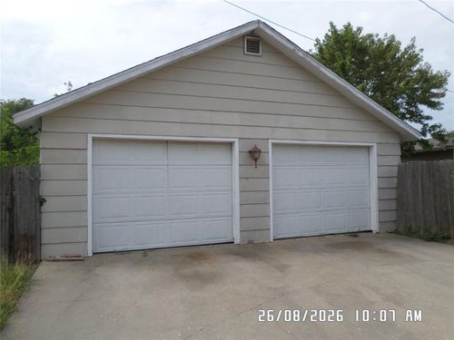 1101 S Miles Ave, El Reno, OK, 73036-5314 | Card Image