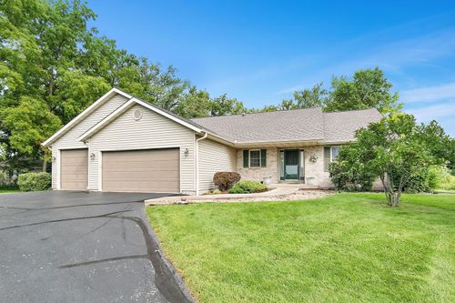 10296 E Kyte Road, Rochelle, IL, 61068 | Card Image
