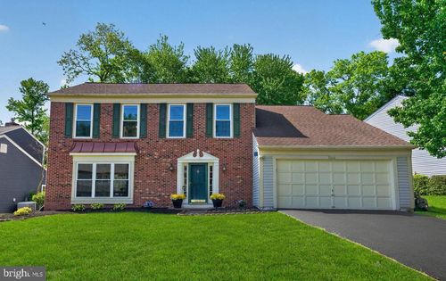 7010 Green Spring Ln, ALEXANDRIA, VA, 22306-1255 | Card Image