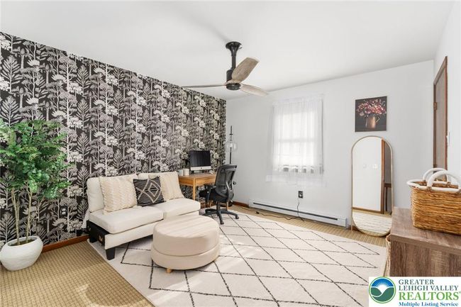 64 Autumn Ln, House other with 3 bedrooms, 2 bathrooms and null parking in Jim Thorpe PA | Image 29