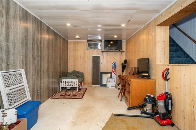 20-Basement.jpg | Image 19