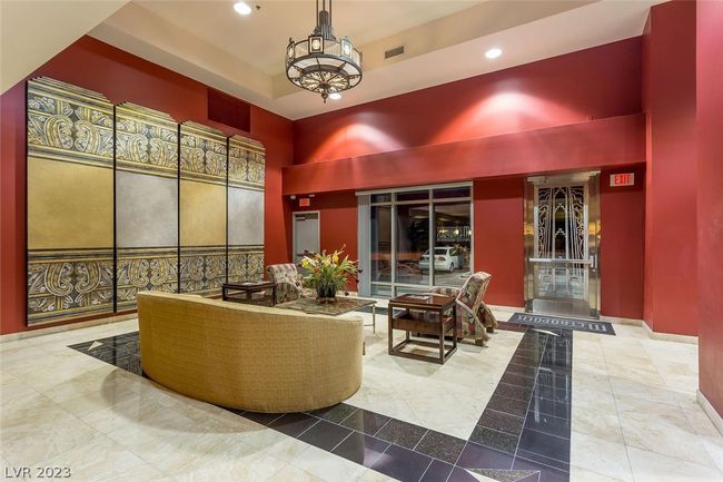 1201 - 360 E Desert Inn Rd, Condo with 2 bedrooms, 3 bathrooms and null parking in Las Vegas NV | Image 37