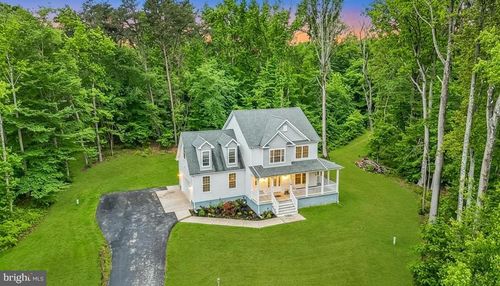 8055 Shannon Woods Pl, NANJEMOY, MD, 20662-3212 | Card Image