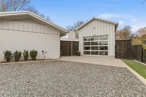 1209 Nw 63rd St, Nichols Hills, OK, 73116-5710 | Card Image