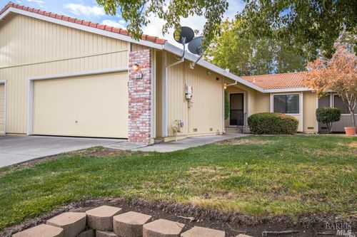 158 Bryce Way, Vacaville, CA, 95687 | Card Image
