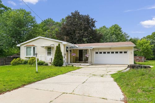 155 Burke Avenue, Holland, MI, 49424 | Card Image