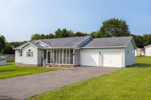 72 Hillview Dr, Lost Creek, WV, 26385-7154 | Card Image