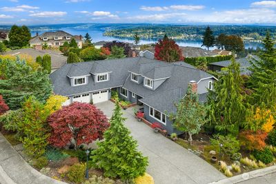 4642 176th Avenue Se, House other with 4 bedrooms, 1 bathrooms and 3 parking in Bellevue WA | Image 1