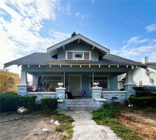 1040 W 45th St, Los Angeles, CA, 90037-2405 | Card Image