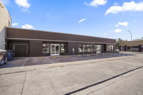902 Lincoln Ave, San Rafael, CA, 94901-3332 | Card Image