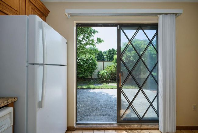 View of doorway to outside | Image 12