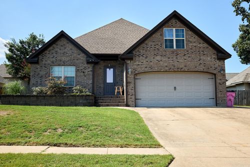 5308 Glenn Cv, Bryant, AR, 72022-9241 | Card Image