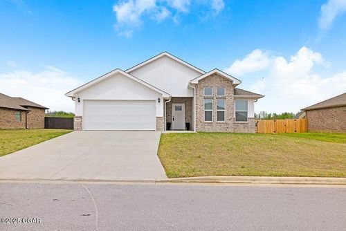 2306 N Greystone Sq, Webb City, MO, 64870-9279 | Card Image