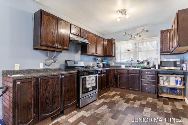 14-web-or-mls-303 E Pine St, Bloomingdal | Image 12