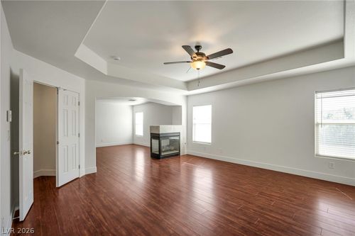 9711 Spinnaker Creek Avenue, Las Vegas, NV, 89148 | Card Image