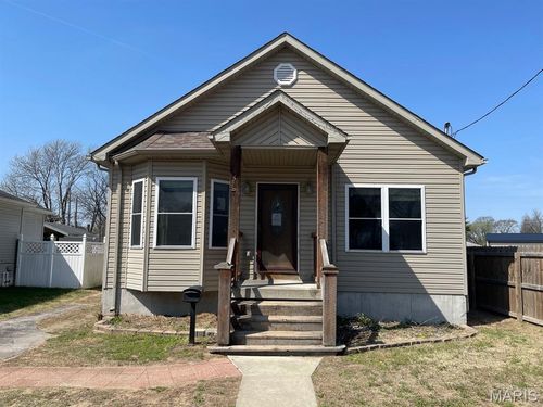 560 Prospect Street, Wood River, IL, 62095 | Card Image