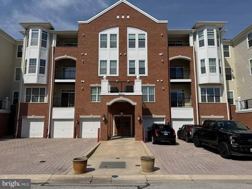 301-8604 Wandering Fox Trl, ODENTON, MD, 21113-3752 | Card Image