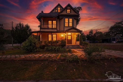 222 W Jackson St, Pensacola, FL, 32501 | Card Image