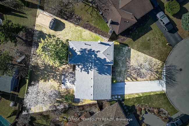 32 O'dell Crt, House other with 4 bedrooms, 2 bathrooms and 3 parking in Ajax ON | Image 4