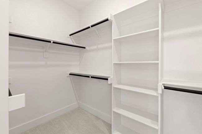 21. 1704 Possum - Closet | Image 21