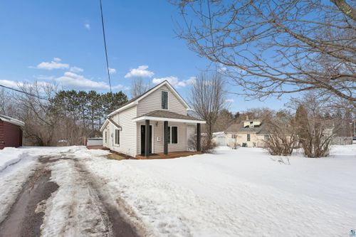 911 Spring Lake Rd, Cloquet, MN, 55720 | Card Image