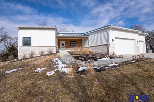 8440 Raven Dr, Louisville, NE, 68037-2140 | Card Image