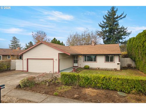 2521 Se Clark Ct, Troutdale, OR, 97060-2358 | Card Image
