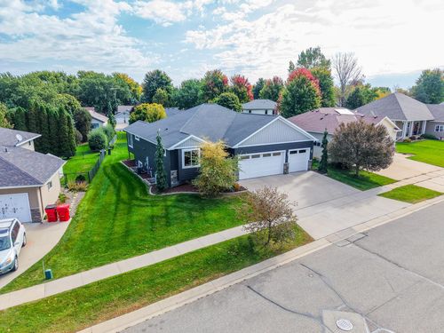 404 13th Ave Nw, Kasson, MN, 55944-9421 | Card Image