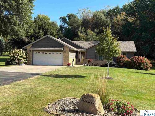 14381 Woodville Ct, Waseca, MN, 56093-5152 | Card Image