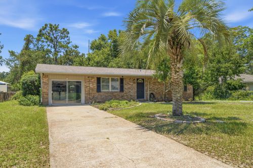 320 Oakland Cir Nw, FORT WALTON BEACH, FL, 32548-4622 | Card Image