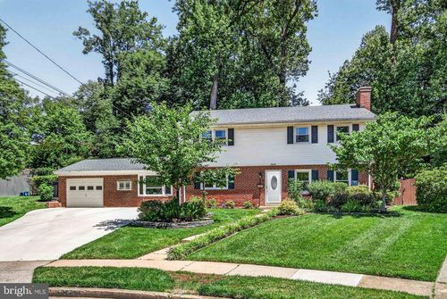 2640 Frey Ct, FALLS CHURCH, VA, 22046-2720 | Card Image
