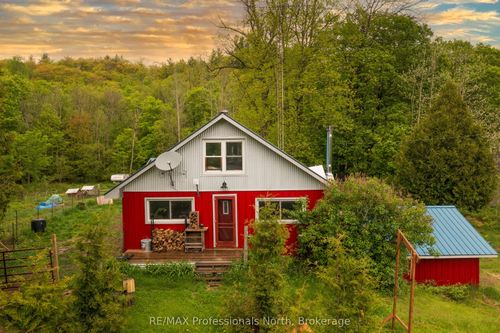 24430 Highway 35 Highway, Lake of Bays, ON, P0A1E0 | Card Image