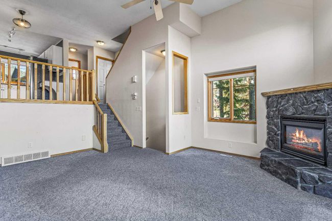 102 - 901 Benchlands Trail, Home with 2 bedrooms, 2 bathrooms and 2 parking in Canmore AB | Image 13