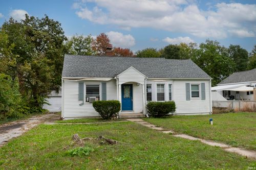 51522 Myrtle Avenue, South Bend, IN, 46637-1834 | Card Image