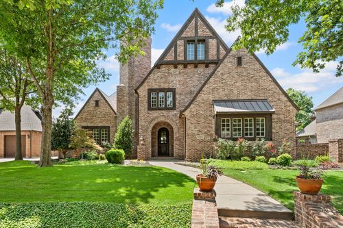 6804 Whittier Ln, Colleyville, TX, 76034-8223 | Card Image