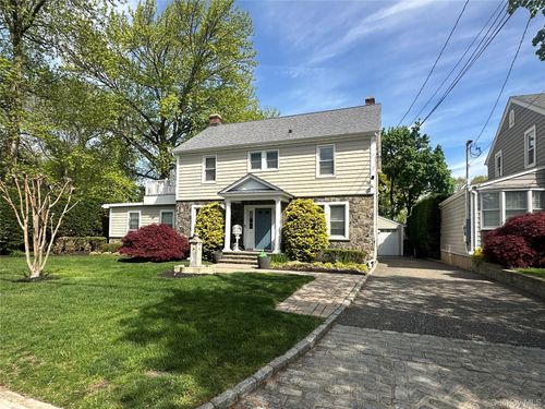 2-15 Barlow Ave, Glen Cove, NY, 11542-1993 | Card Image
