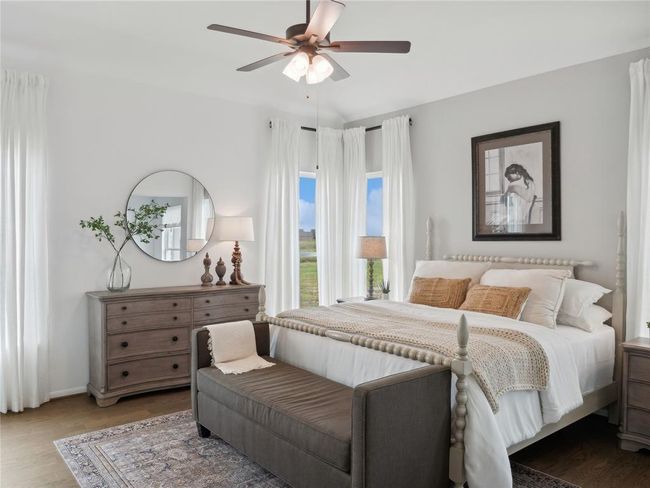 Spacious owner's suite (*Photo not of actual home and used for illustration purposes only.) | Image 19