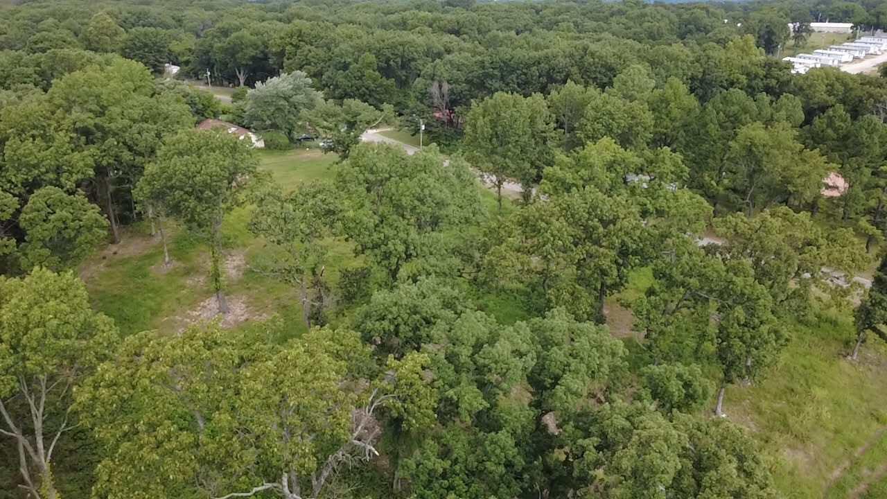 Land in Grove 5