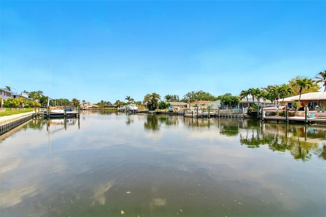 APT-4 - 1671 Cape Ann Ave Ne, Condo with 2 bedrooms, 2 bathrooms and null parking in St Petersburg FL | Image 40