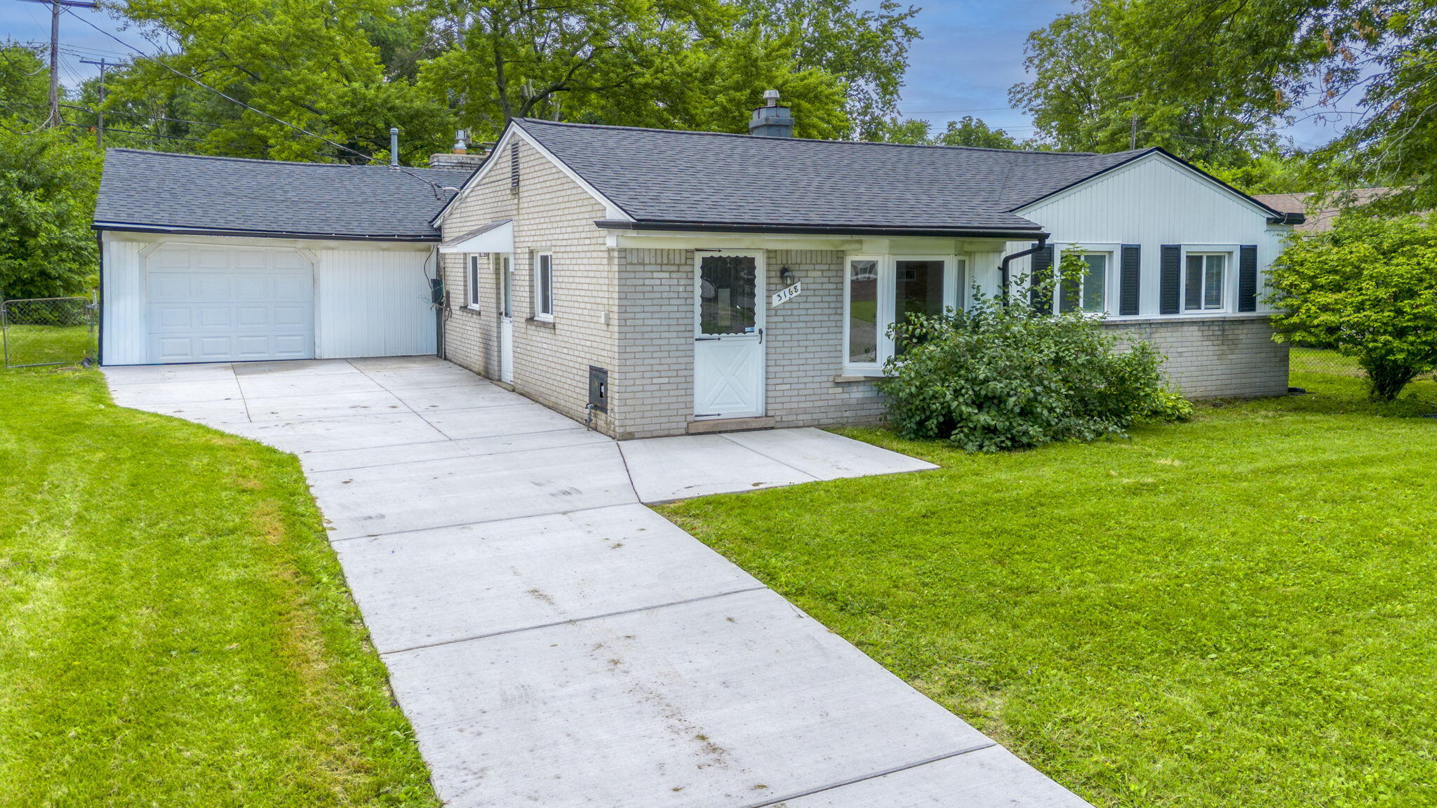 Residential in Waterford Charter Township 3