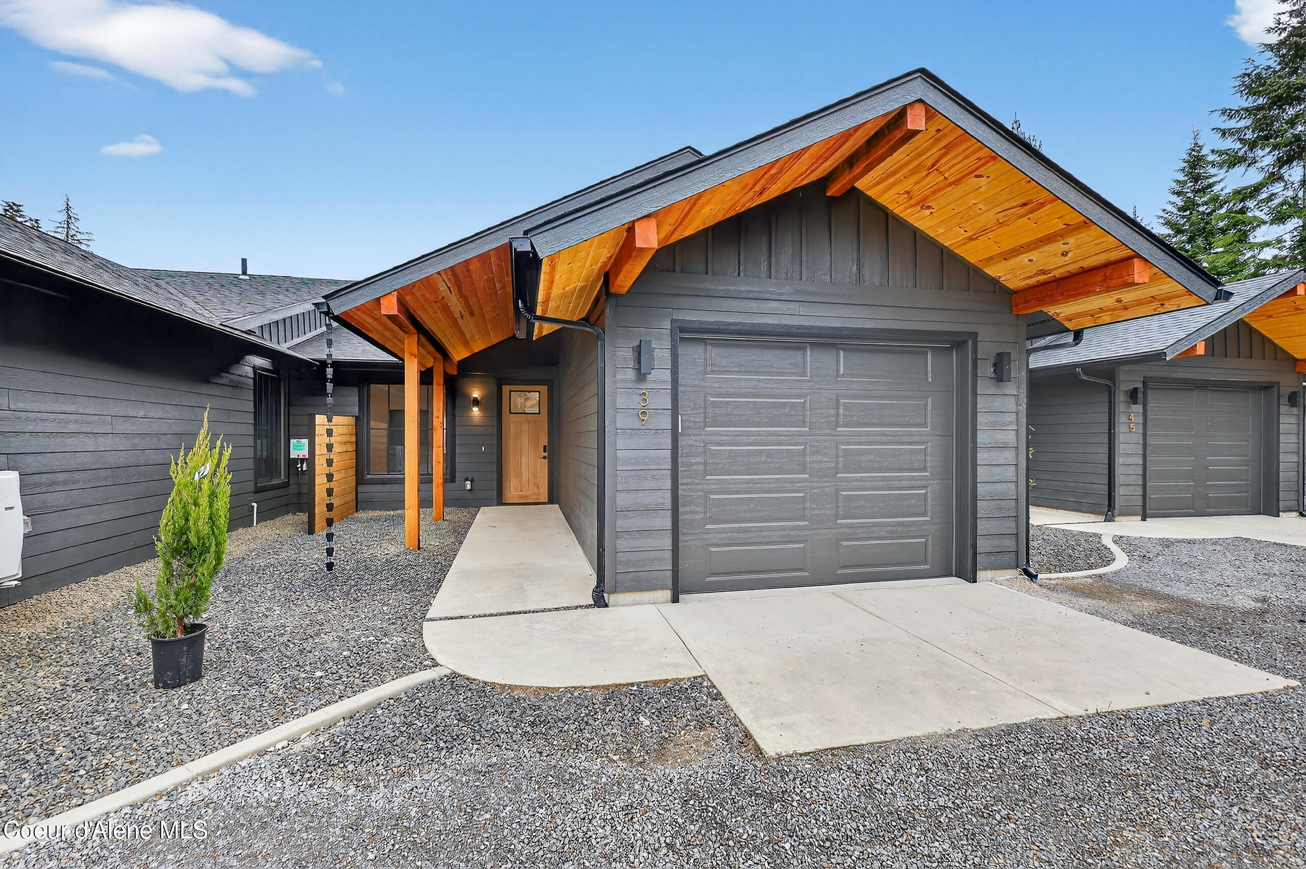 Residential in Nordman 2