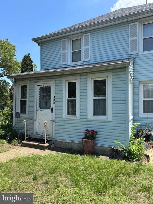 202 New Broadway, BROOKLAWN, NJ, 08030-2548 | Card Image