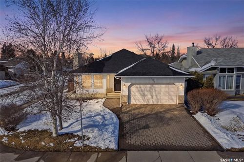 250 Bornstein Crt, Saskatoon, SK, S7N3Y3 | Card Image