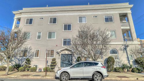 25 S Surrey Ave, Ventnor City, NJ, 08406-2854 | Card Image