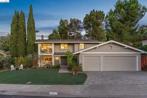 2333 Lariat Ln, Walnut Creek, CA, 94596-6518 | Card Image