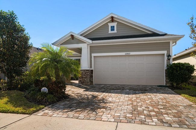 13917 Kingfisher Glen Dr, House other with 2 bedrooms, 3 bathrooms and null parking in LITHIA FL | Image 4