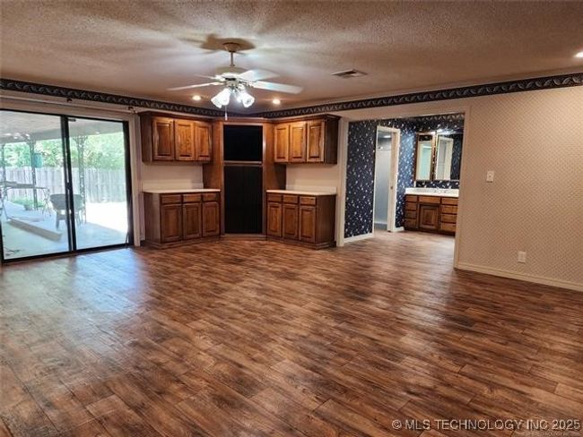 10 W Midland St, House other with 3 bedrooms, 2 bathrooms and null parking in Shawnee OK | Image 9